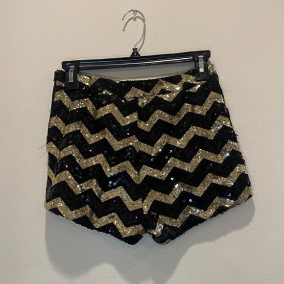 Forever 21 Glitter shorts - Picture 2 of 2